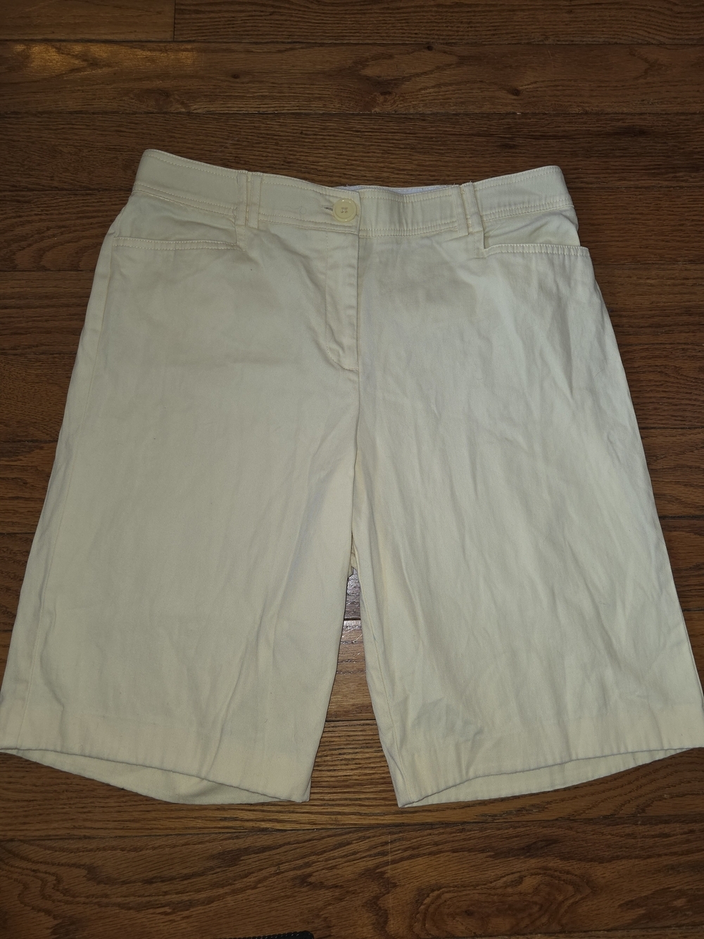 Counterparts Light Cream Women's Bermuda Shorts